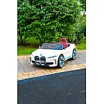 Дитячий електромобіль BMW i4 Bambi JE1009EBLR-1 (4WD) Білий