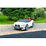 Дитячий електромобіль BMW i4 Bambi JE1009EBLR-1 (4WD) Білий
