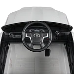 Позашляховик з пультом керування Toyota Land Cruiser Bambi JJ2022EBLR-1 Білий