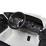Позашляховик з пультом керування Toyota Land Cruiser Bambi JJ2022EBLR-1 Білий