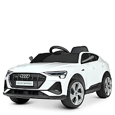 Дитячий електромобіль Audi Bambi M 4806EBLR-1 Білий