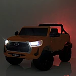 Позашляховик з пультом керування Toyota Hilux Bambi M 4919EBLRS-7 Помаранчевий
