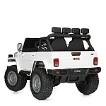 Позашляховик з пультом керування Toyota Bambi M 4968EBLR-1(24V) Білий
