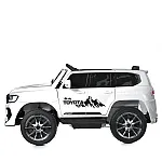 Позашляховик Toyota Bambi M 6138EBLR-1 Білий